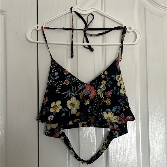 Active USA Size Medium Floral Black Women's Intimate Top - Picture 1 of 5